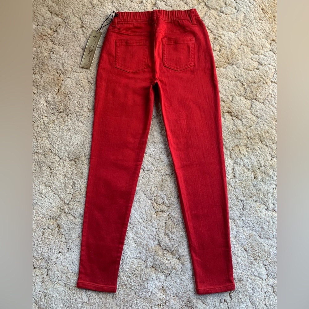 NWT DG2 by DIANE GILMAN PULL-ON RED STRETCH WAIST SKINNY JEANS IN SIZE PXS/2P - Picture 2 of 15